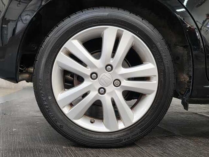 Honda Jazz 1.4 i-VTEC ES Plus 5dr CVT 