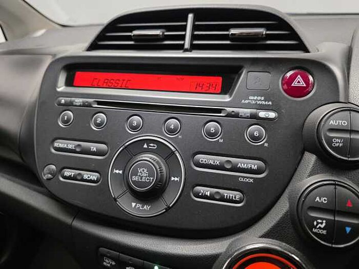 Honda Jazz 1.4 i-VTEC ES Plus 5dr CVT 